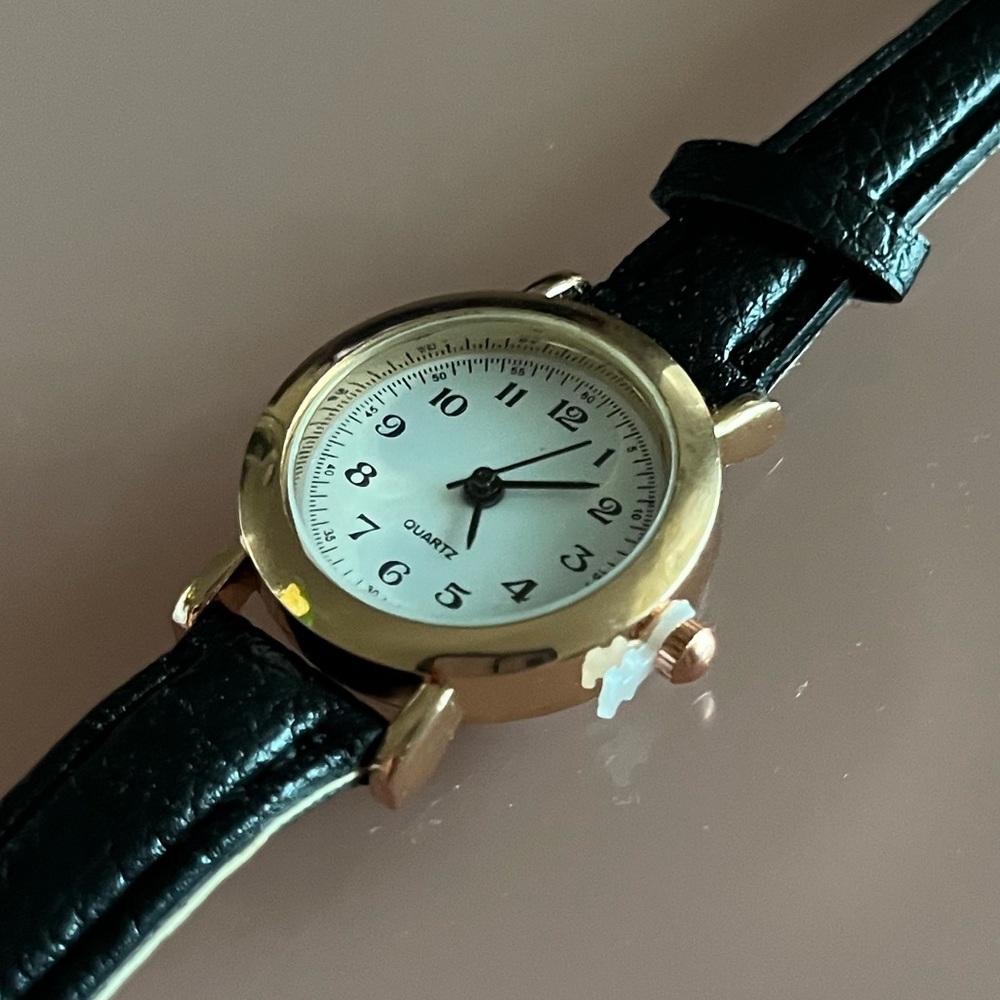 ⌚✨ Minimalist Retro Quartz Watch | Black PU Leather Strap 🖤 - Picture 8 of 8